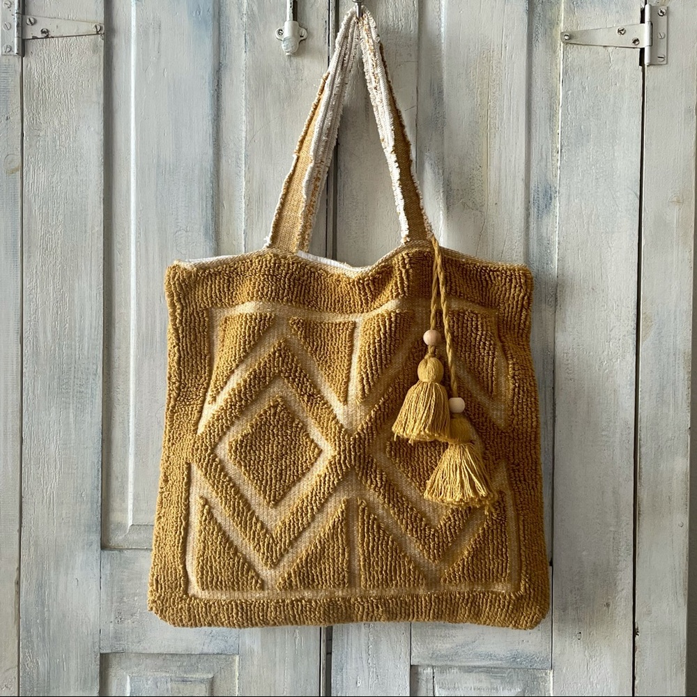 Creative Co-op- Chenille Knit Tote